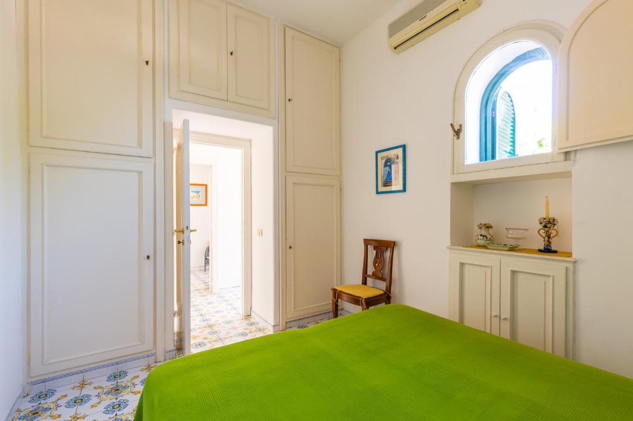 Capri Turquoise By Napoliapartments Exterior photo