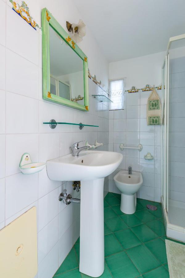 Capri Turquoise By Napoliapartments Exterior photo