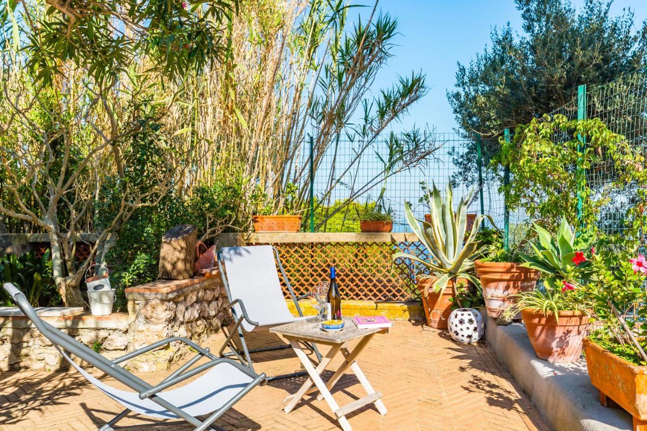 Capri Turquoise By Napoliapartments Exterior photo